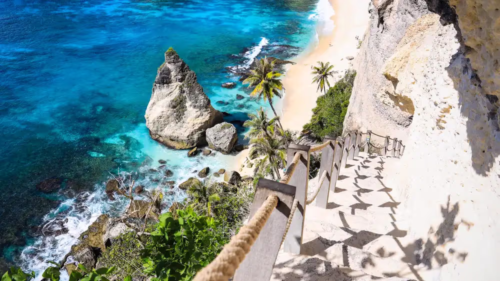 Diamond Beach coastline
